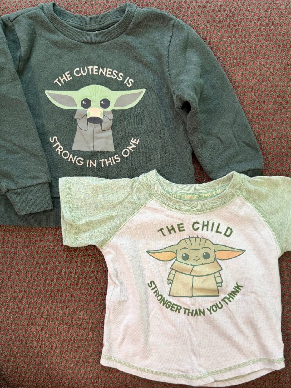 Star Wars Grogu 2T Lot Sweatshirt + Tee The Child Baby Yoda 2 Piece